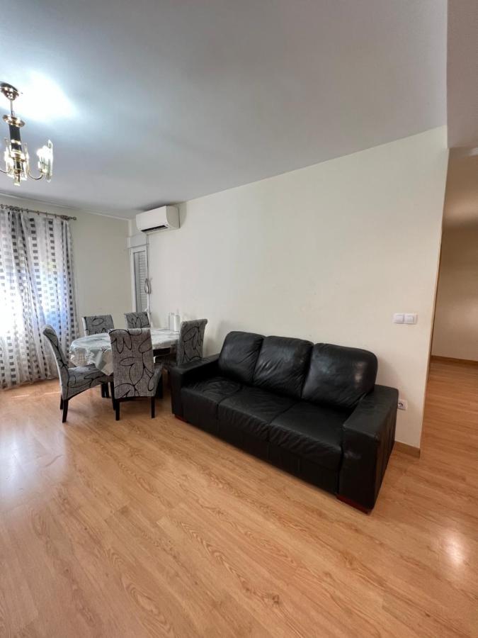 Habitacion Con Bano Privado- En Casa Familiar Beatriz Valencia Exteriör bild