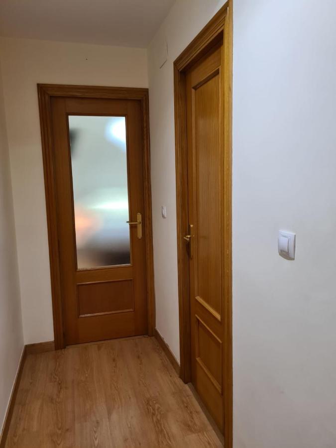 Habitacion Con Bano Privado- En Casa Familiar Beatriz Valencia Exteriör bild